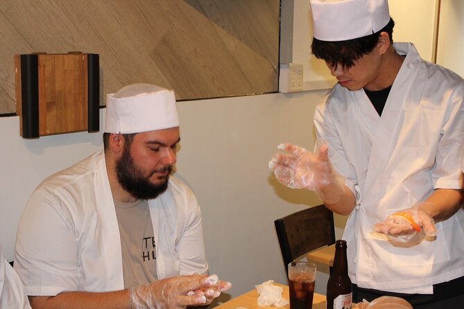 Osaka Sushi Making Experience - Teaching style and language support