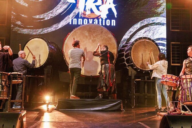 Osaka: UTAGE Modern Japanese Taiko Live Show - The giant taiko is the main event