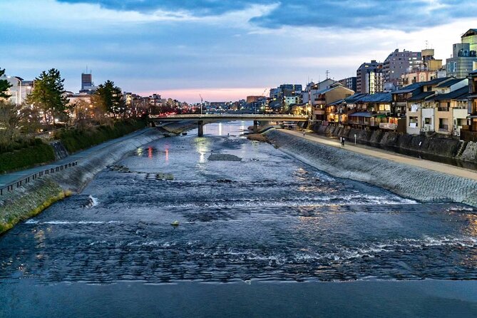 Private arrival Transfer from Osaka Itami Airport(ITM) to central Osaka city - What you get for $119.54 per group
