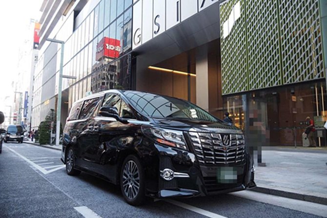 Private arrival transfer from Osaka Itami International airport to Kyoto City - From Itami arrivals hall to your Kyoto hotel