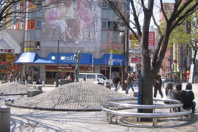 Private Full-Day Guided Tour in the City of Kobe - Returning downhill through Motomachi