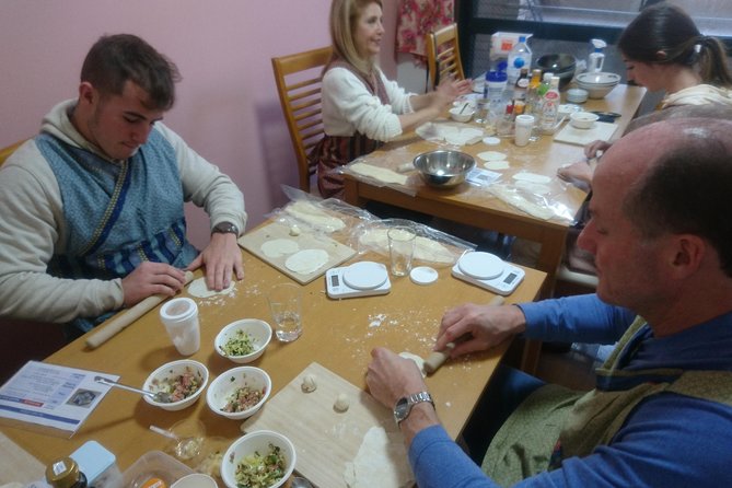 Ramen and Gyoza Cooking Class in Osaka - Group size and the pace of the lesson