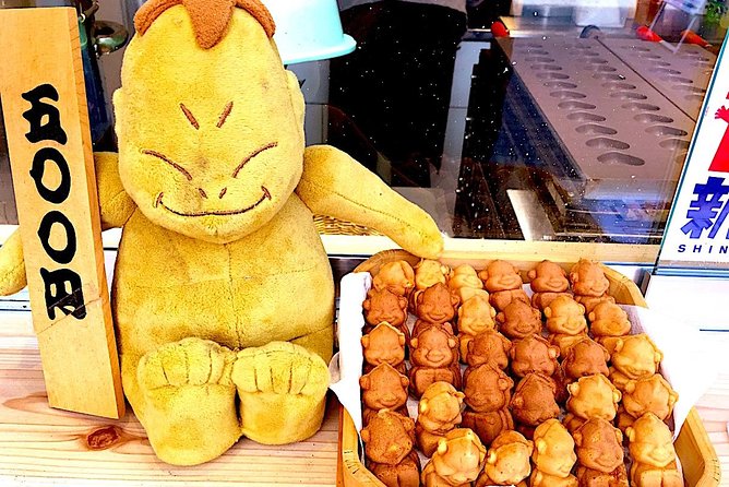 Retro Osaka Street Food Tour: Shinsekai - Takoyaki, mixed juice, and an Osaka-style breakfast