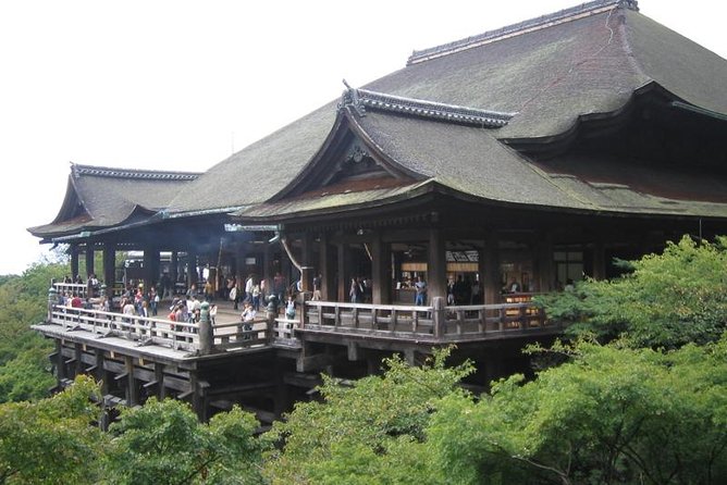Sagano Romantic Train & Arashiyama, Kiyomizudera, Fushimi Inari Taisha Day Tour - Lunch choices and the value of $82.78
