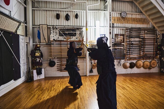 Samurai Training Experience KENDO in Osaka - Samurai artifacts and a better photo souvenir