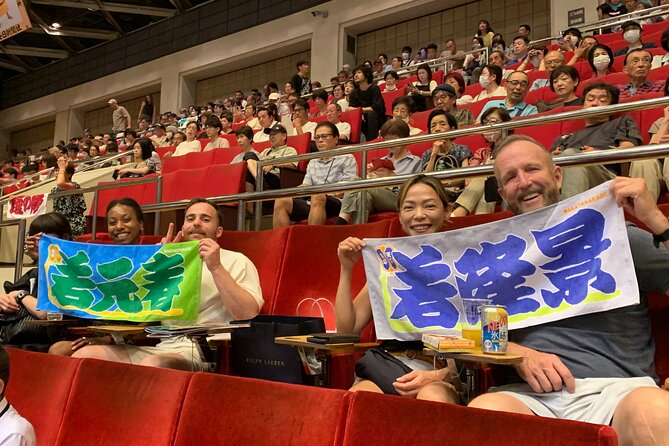 Sumo Wrestling Tournament Chair Seats & Expert Guide | Osaka Mar - Why Osaka sumo is worth four hours