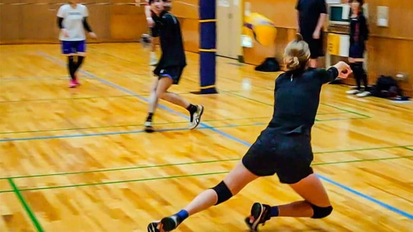 Volleyball in Osaka, Kobe & Kyoto with locals! - A sports night instead of another sightseeing stop