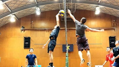Volleyball in Osaka, Kobe & Kyoto with locals!