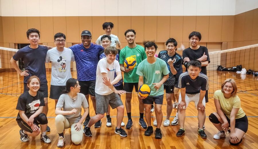 Volleyball in Osaka, Kobe & Kyoto with locals! - Meeting locals, international players, and making friends